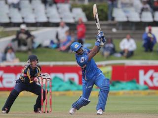 Can Dwayne Smith inspire another Gujarat fightback?