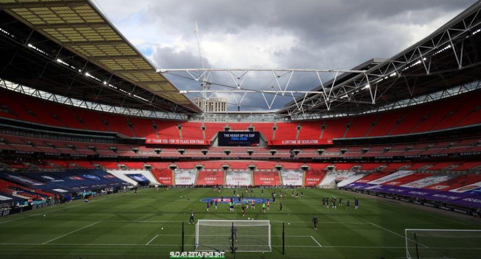 City-Tottenham: Guardiola puede ganar su primer título de la temporada