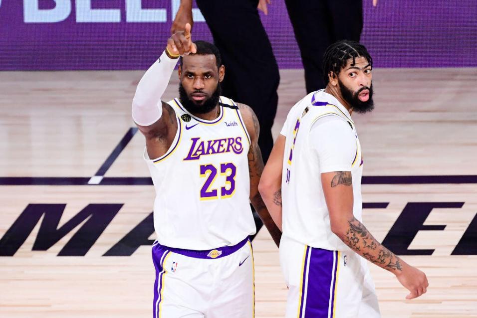 LeBron James y Anthony Davis