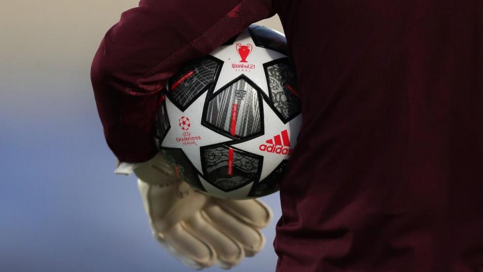 Mou quiere dirigir un equipo de Champions.