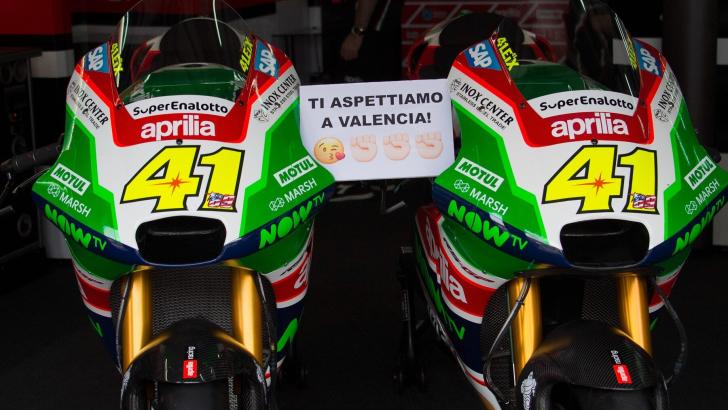 Aleix Espargaró ya es leyenda de Aprilia