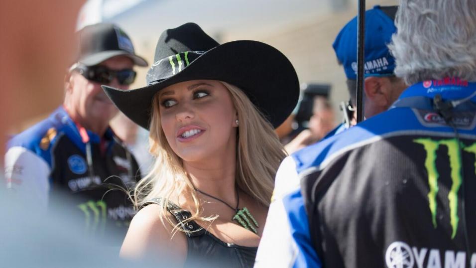 En el GP de las Américas predominan los sombreros tejanos