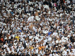 The fans of Corinthians are expecting the league title to be delivered
