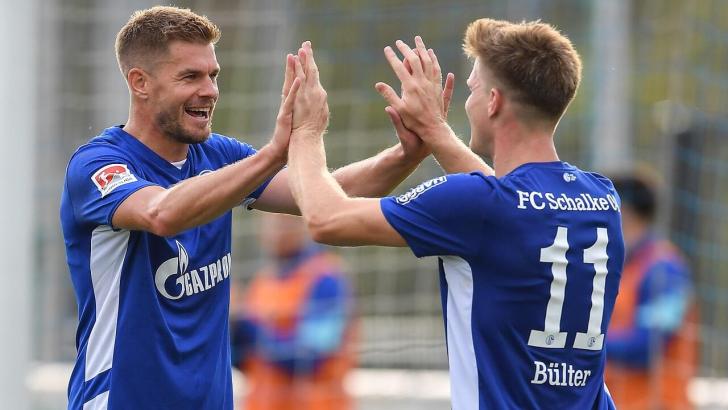 https://betting.betfair.com/football/simonterodde_schalke.jpg