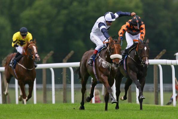 Alan picks out two selections from Pontefract's fixture on Tuesday