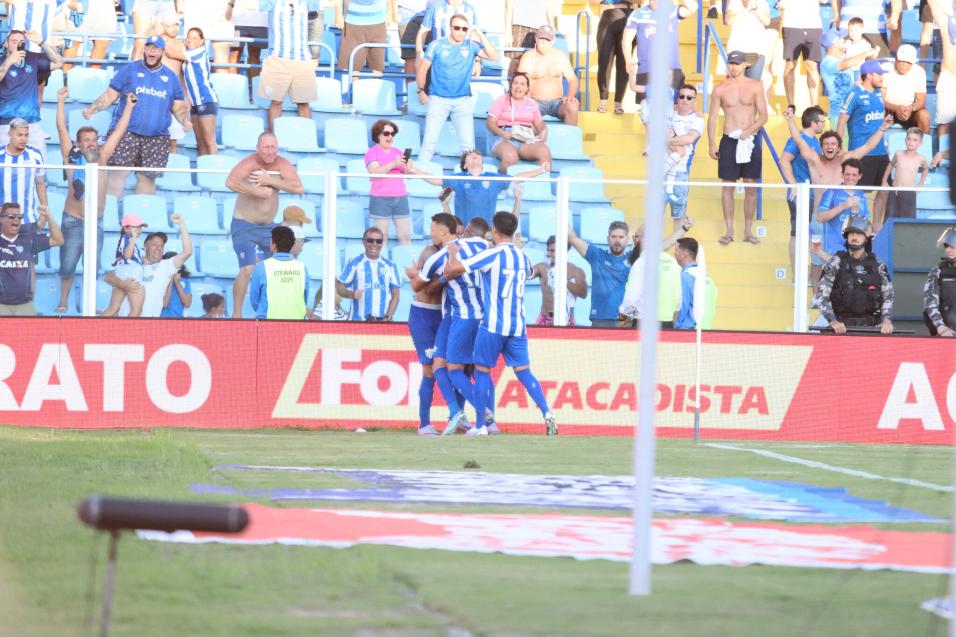 Avaí x Criciúma palpites odds onde assistir ao vivo escalações e