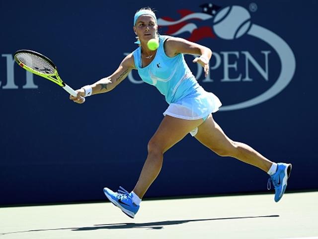 Kuznetsova swatted aside Schiavone is less than an hour an Monday