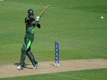 Back Mohammed Hafeez to be top Pakistani batsman
