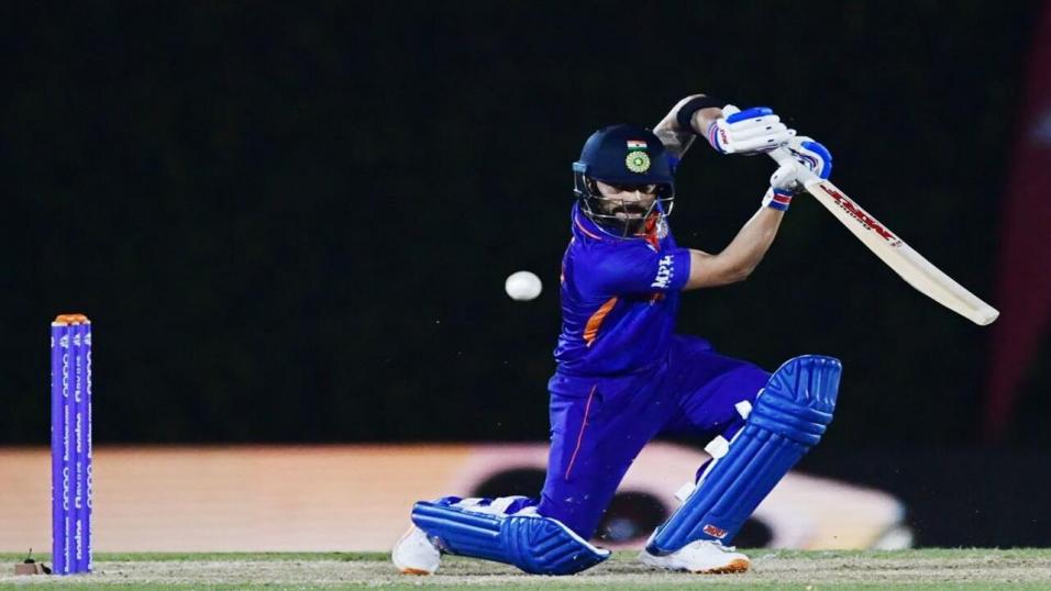 Back Captain Kohli to lead by example