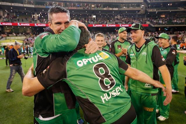 KP celebrates with David Hussey after the semi win