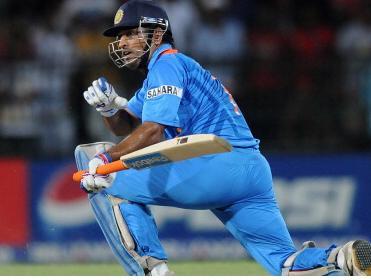 Could MS Dhoni's India be done by the dew?