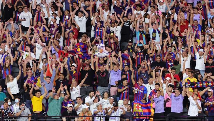 Los aficionados del Madrid y el Barça entremezclados en Las Vegas
