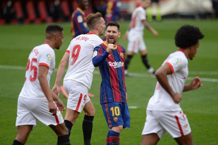 El Barcelona puede remontar un 2-0, pero el Sevilla lo lógico es que marque