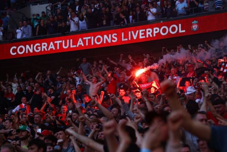 El Liverpool busca otro título ante el Chelsea en la final de la FA Cup.