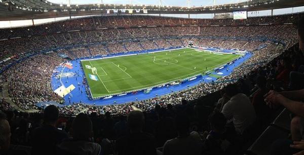 800px-Stade_de_France_1000_04.jpg