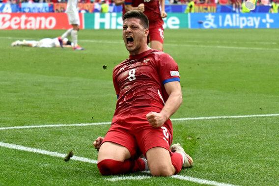 Luka-Jovic-Serbia-Eslovenia-Eurocopa-2024.jpg