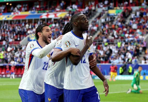 Kolo-Muani-Theo-Koundé-Francia-Bélgica-EURO2024.jpg