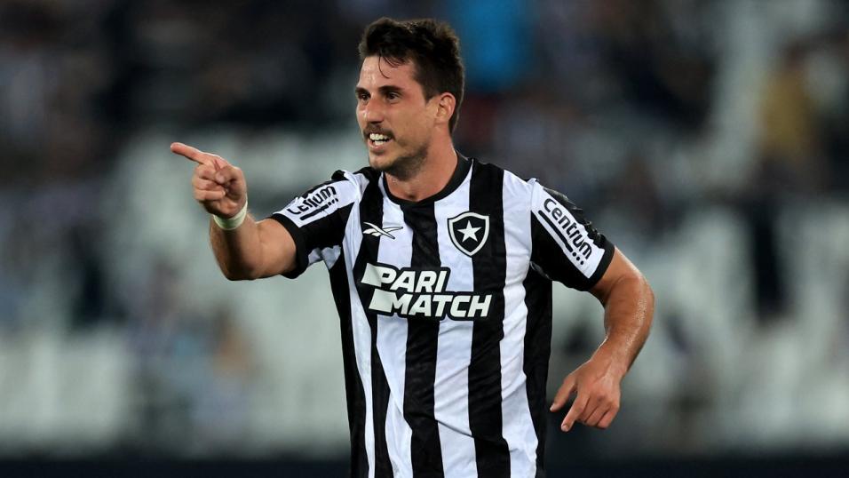 Unbelievable bottlejob shapes up in Brazil as Botafogo look set to lose  everything - Football