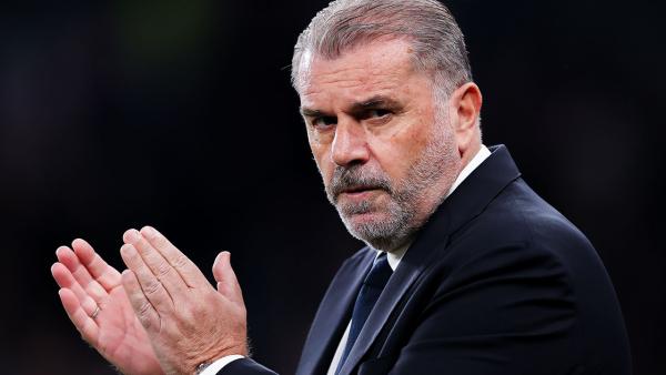 Ange Postecoglou claps 1280.jpg