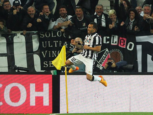 Despite a quite magnificent challenge from Verona veteran Luca Toni, Carlos Tevez is currently Serie A top scorer