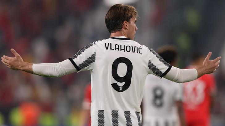 Dusan Vlahovic -- Juventus