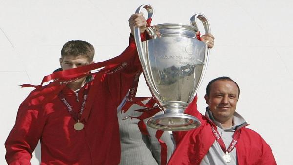 Gerrard and Benitez 2005.jpg