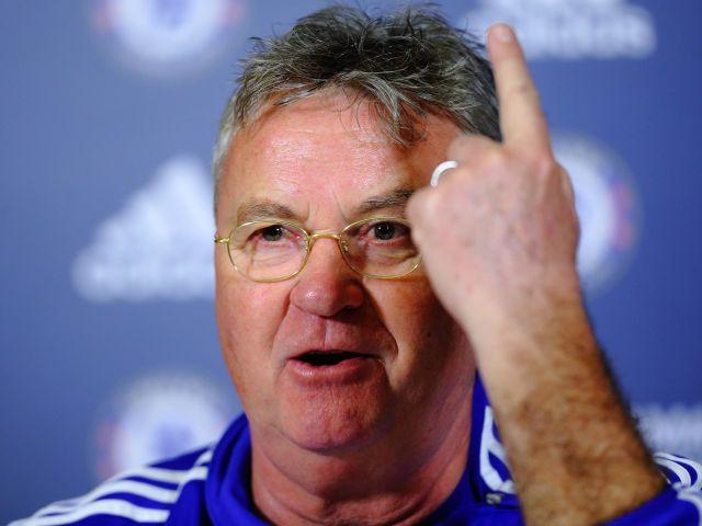 Guus Hiddink flags up his point-per-game average since returning to Chelsea