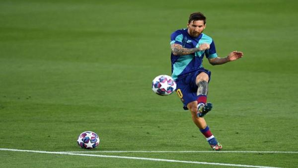 Lionel Messi training.jpg