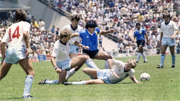 MaradonaEngland1986.jpg