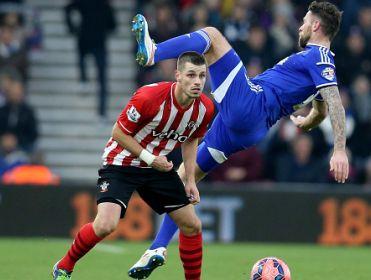 Schneiderlin taking one stepping stone at a time