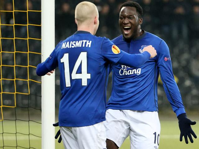 In-form strikers Steven Naismith and Romelu Lukaku can help fire Everton to another win over United