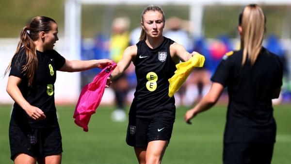 Thumbnail image for England women footy.jpg
