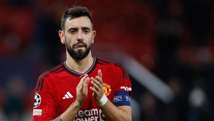Bruno Fernandes playing for Man Utd in the Champions League