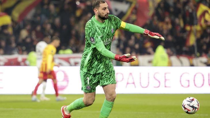 Italy and PSG goalkeeper Gianluigi Donnarumma