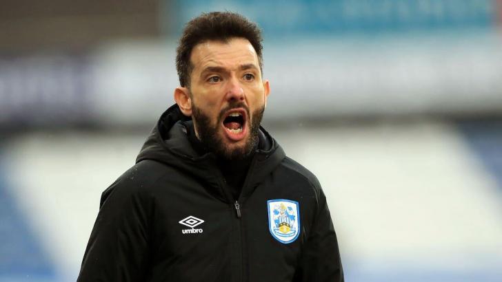 Huddersfield head coach Carlos Corberan 