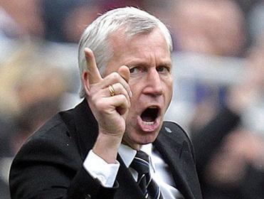 Can Alan Pardew's side continue their fine home form?