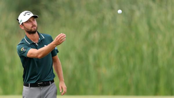 Adam Svensson at teh 3M Open.jpg
