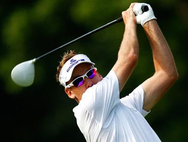 Ian Poulter - classic driving style!