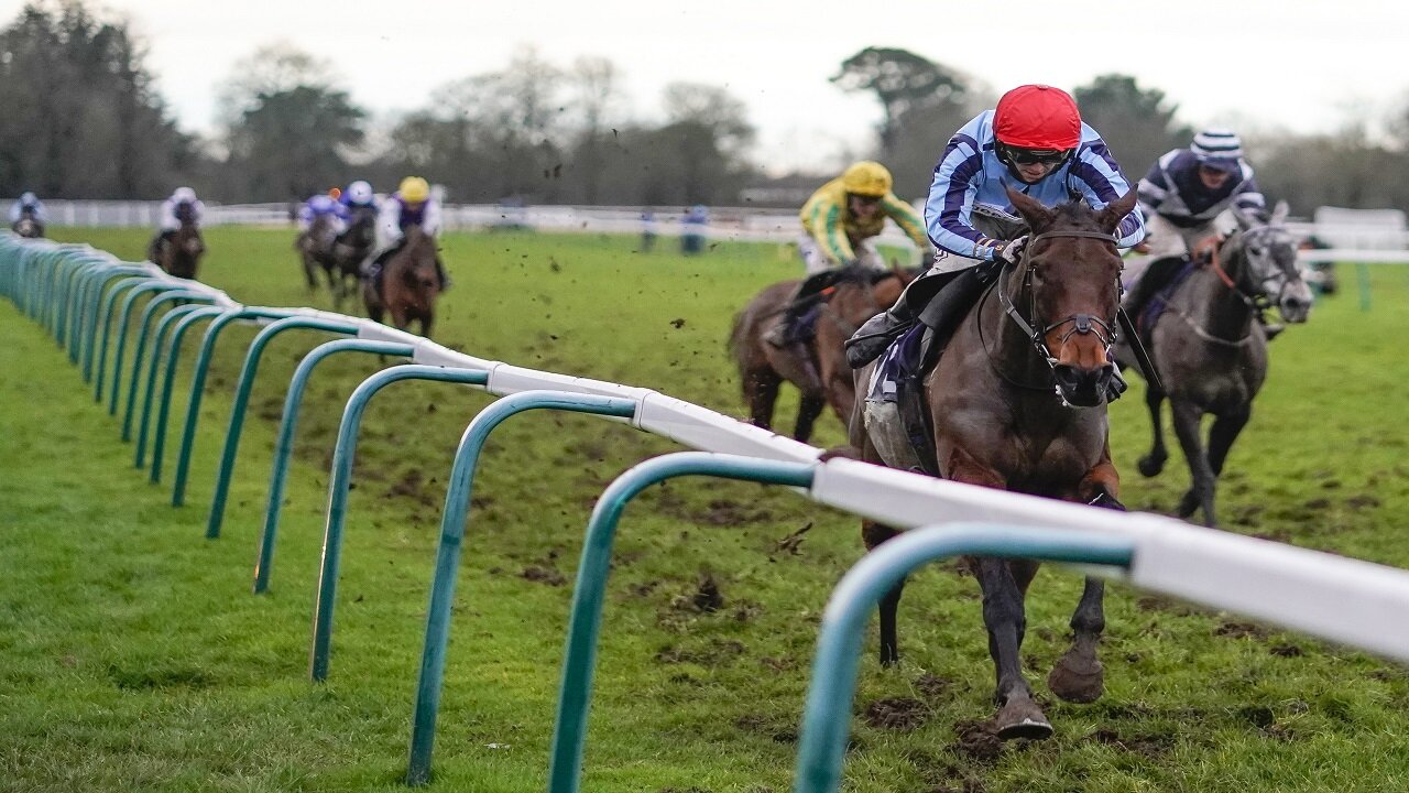 Horse Racing Tips: Rhys Williams' NAP is a maiden hurdler at Fontwell - Vimarsana News