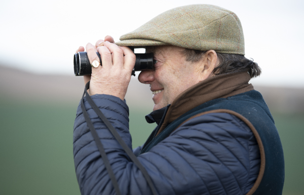 Nicky Henderson 1280 x 819.png