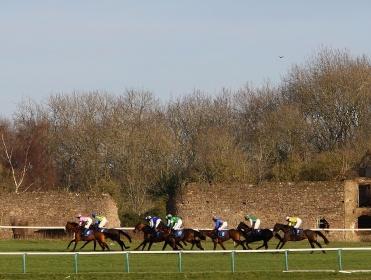 http://betting.betfair.com/horse-racing/Chepstow371.jpg
