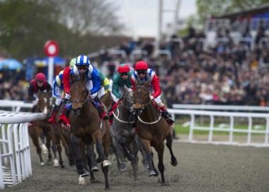 Timeform analyse the in-running angles at Kempton