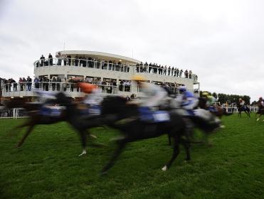 http://betting.betfair.com/horse-racing/Salisbury371.jpg
