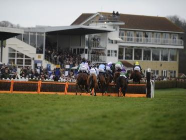 Wednesday's Race of The Day comes from Wincanton