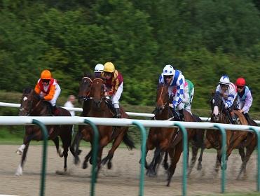There's racing at Wolverhampton on Monday afternoon