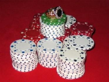 https://betting.betfair.com/poker/live-or-online-poker.jpg