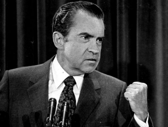 richard-nixon-poker-playing1.jpg