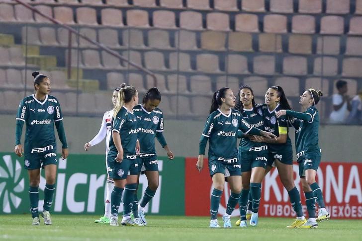 Palmeiras x Corinthians: onde assistir, horário e escalações do jogo do  Paulistão Feminino