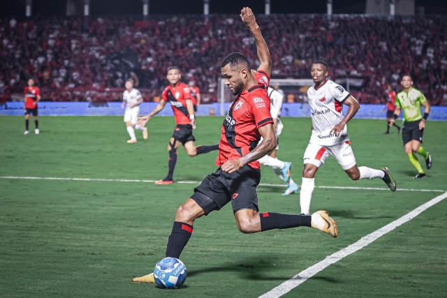 Ponte Preta x Atlético-GO: palpites, onde assistir e onde apostar -  Campeonato Brasileiro Série B (15/12)