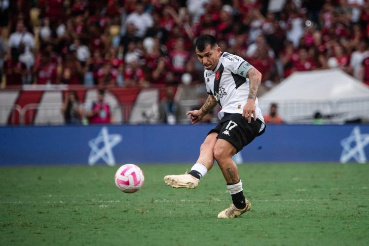 Internacional x Vasco: onde assistir ao vivo, horário e escalações do jogo  pelo Brasileirão